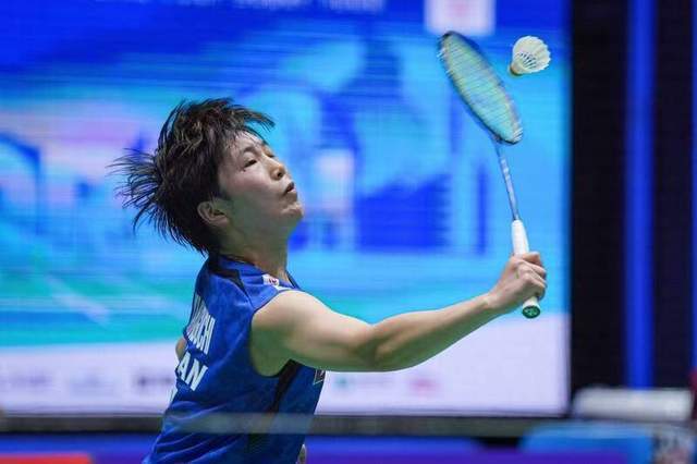 以微弱优势 以微弱优势