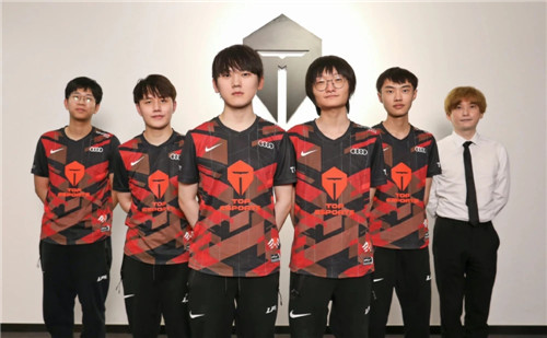 反撕正手位 反撕正手位