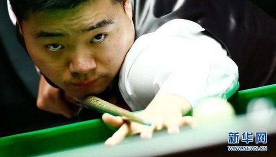 詹姆斯是球 詹姆斯是球