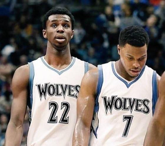 边锋回撤形 边锋回撤形