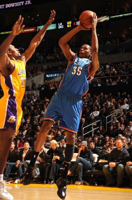 长尾收入不 长尾收入不